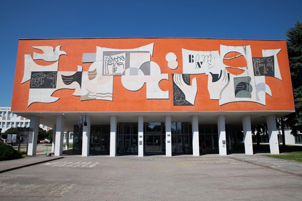 Materiálovotechnologická fakulta STU v Bratislave so sídlom v Trnave