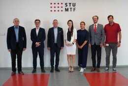 14.7.2022 – zástupcovia Obuda University navštívili MTF STU