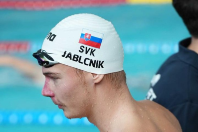 MTF študent Jablčník tretí na plaveckom mítingu Veľká cena Brna 2025