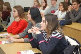 Gymnazisti zo Skalice navštívili fakultu