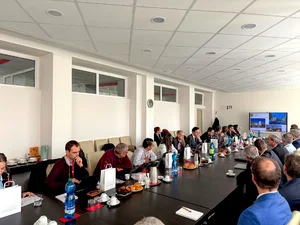 Francúzska delegácia z institut mines-télécom na pôde mtf stu - 17882-02
