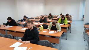 Noví držitelia osvedčenia o elektrotechnickej spôsobilosti na uiam - 21-cert-26-01