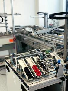 Mechatronika v technologických zariadeniach - studijny program mechatronika MTF STU 1