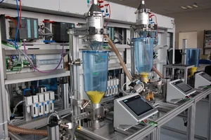 Priemyselná informatika, automatizácia a robotika - studijny program priemyseln informatika automatizacia a robotika MTF STU 3